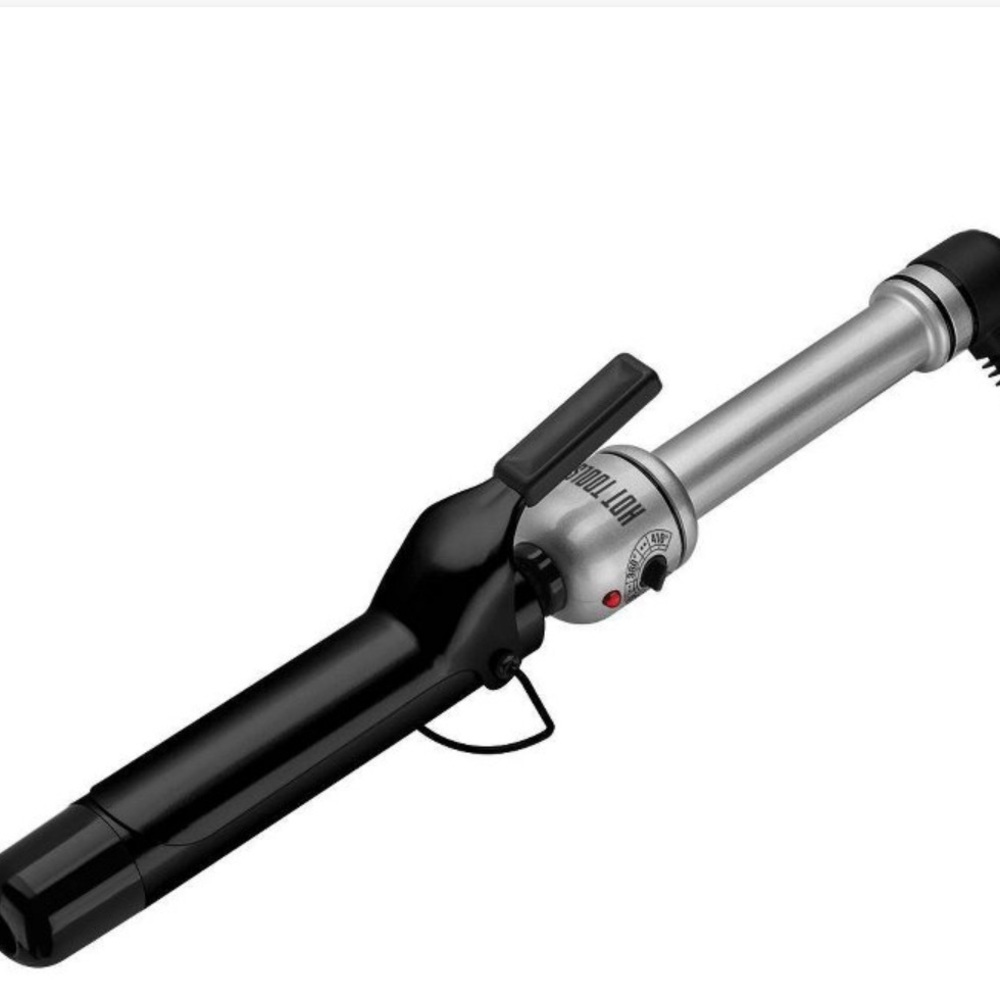 Hot Tools Pro Signature Ceramic Titanium Curling Iron 1 ¼” - Black/Silver New